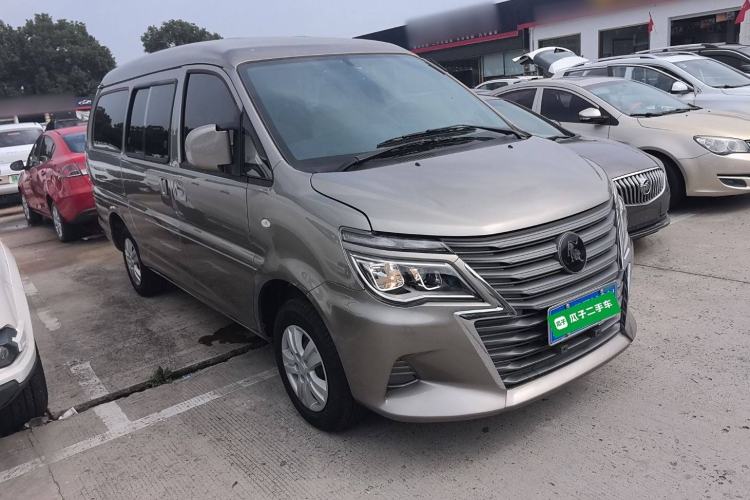 Used FORTHING Lingzhi 2024 M5L 1.5T Manual Base Model 7 Seats Exterior 2