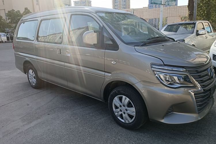 Used FORTHING Lingzhi 2024 M5L 1.5T Manual Base Model 7 Seats Front Right 45 Deg