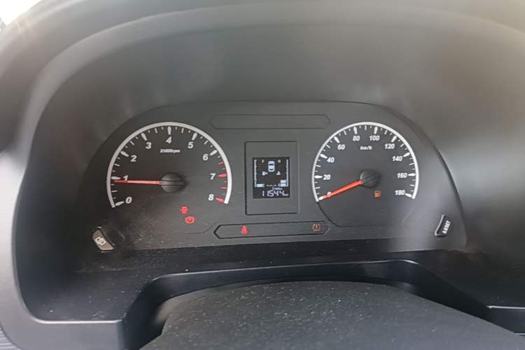Used FORTHING Lingzhi 2024 M5L 1.5T Manual Base Model 7 Seats Instrument Cluster