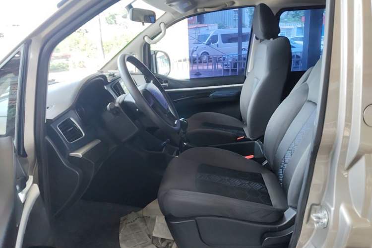 Used FORTHING Lingzhi 2024 M5L 1.5T Manual Comfort 7-Seater Left Front Seat