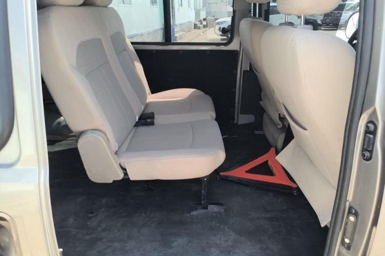 Used FORTHING Lingzhi 2024 M5L 1.5T Manual Base Model 7 Seats Left Rear Seat