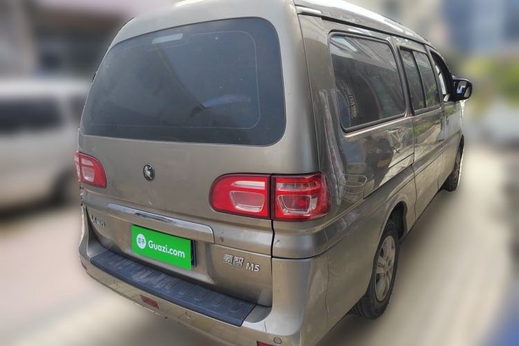 Used FORTHING Lingzhi 2024 M5L 1.5T Manual Base Model 7 Seats Rear Right 45 Deg