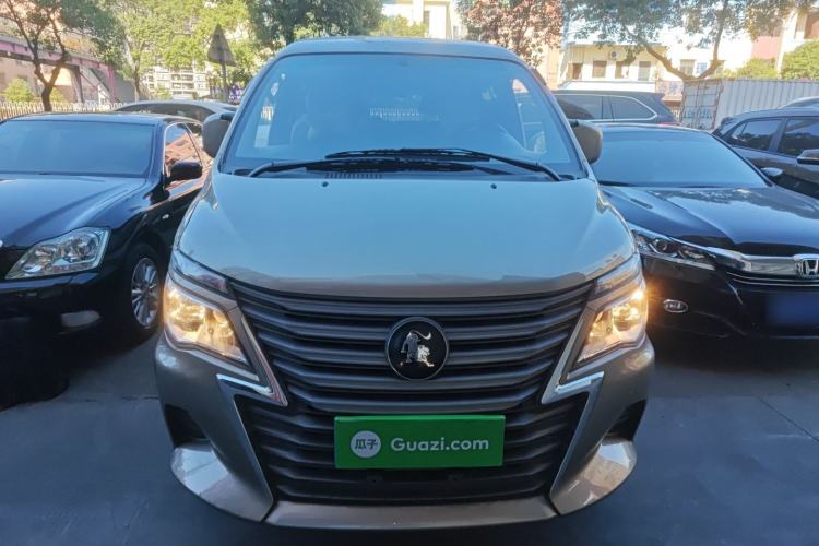 Used FORTHING Lingzhi 2024 M5L 1.5T Manual Base Model 7 Seats Front