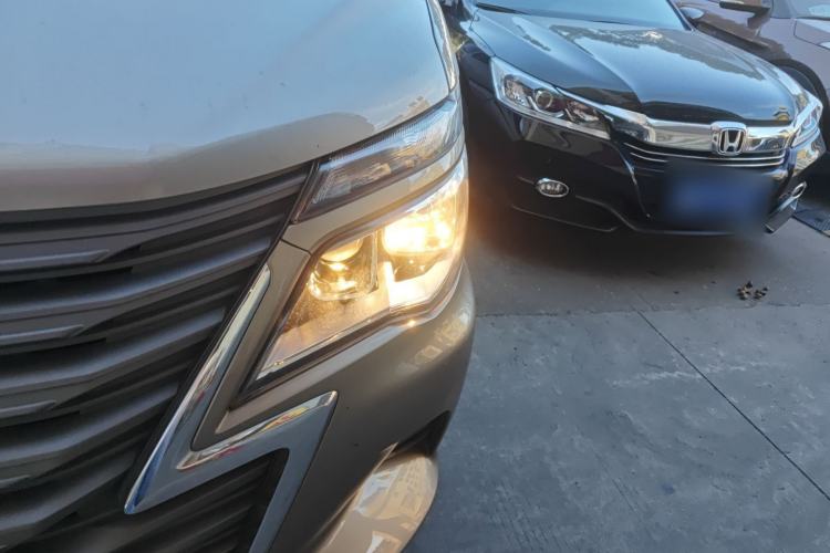 Used FORTHING Lingzhi 2024 M5L 1.5T Manual Base Model 7 Seats Left Front Headlight