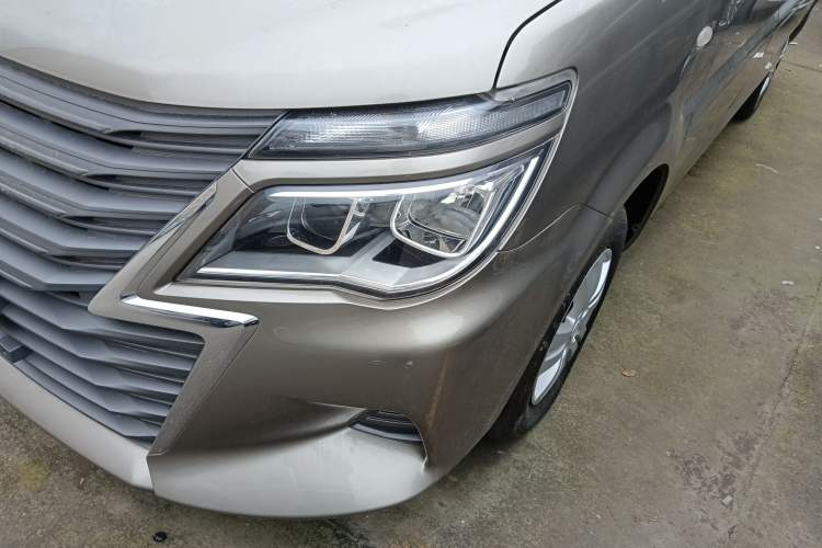 Used FORTHING Lingzhi 2024 M5L 1.5T Manual Base Model 7 Seats Left Front Headlight