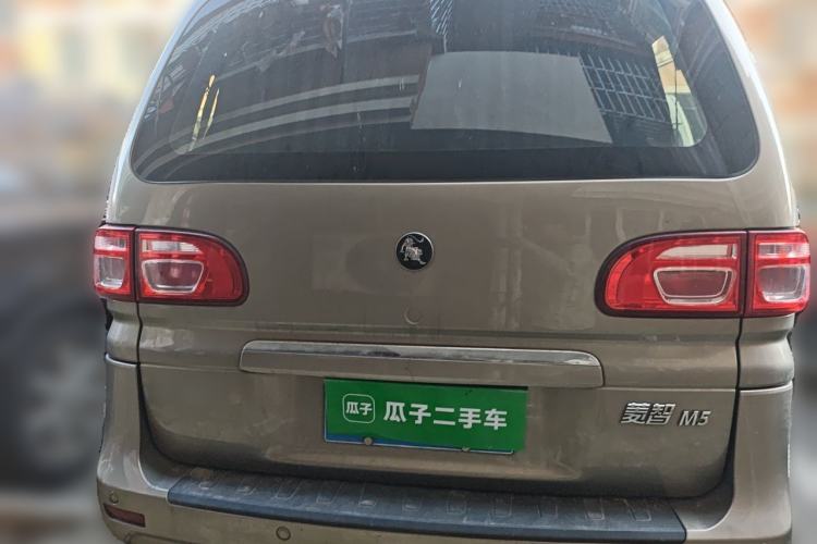 Used FORTHING Lingzhi 2024 M5L 1.5T Manual Comfort 9-Seater Rear