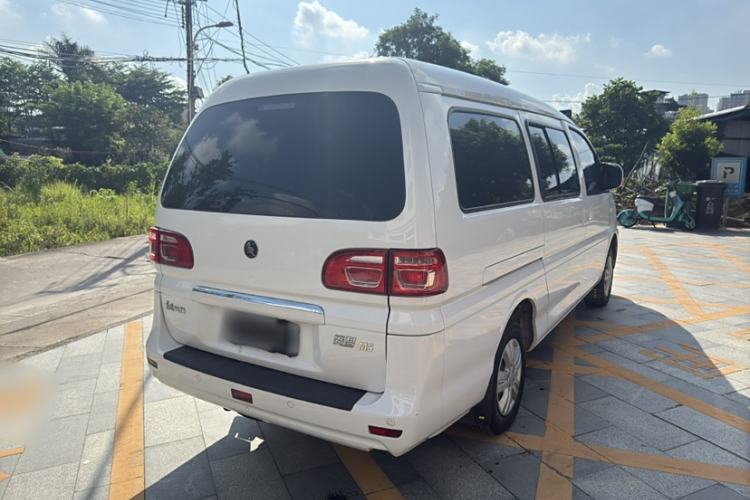 Used FORTHING Lingzhi 2024 M5L 1.5T Manual Comfort 7-Seater Exterior 3