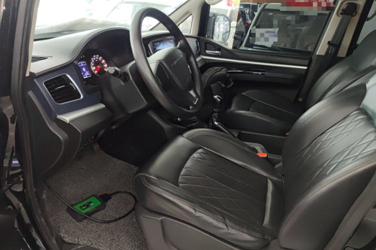 Used FORTHING Lingzhi 2025 M5 1.5T Long Wheelbase Base Model 7-Seater Driver Seat