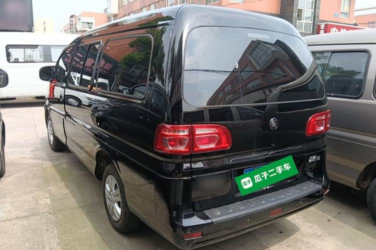 Used FORTHING Lingzhi 2025 M5 1.6L Long Wheelbase Base Model 7-Seater Exterior 2