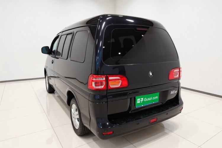 Used FORTHING Lingzhi 2025 M5 1.6L Short Wheelbase Practical 5-Seat Model Exterior 3