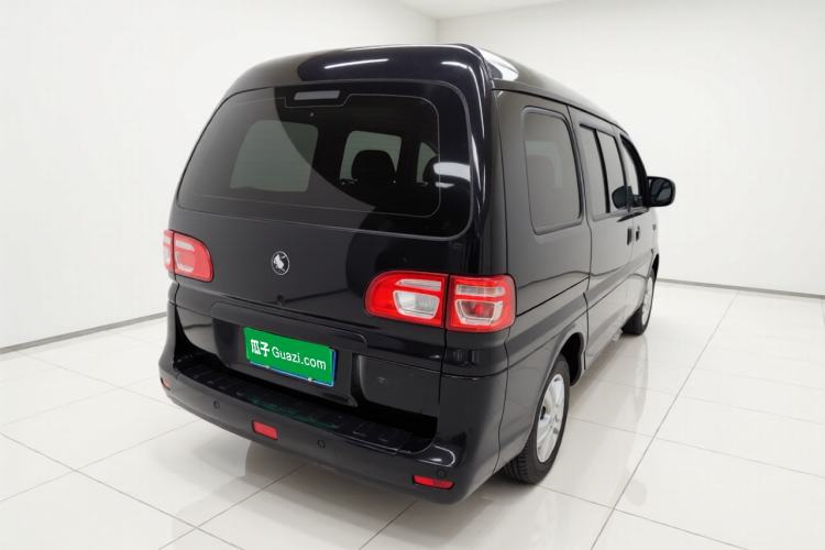 Used FORTHING Lingzhi 2025 M5 1.6L Short Wheelbase Practical 5-Seat Model Exterior 5