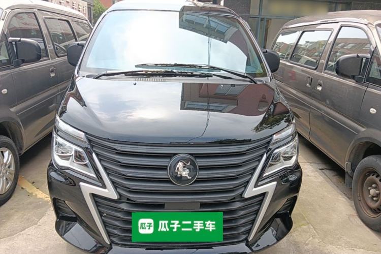 Used FORTHING Lingzhi 2025 M5 1.6L Long Wheelbase Base Model 7-Seater Front