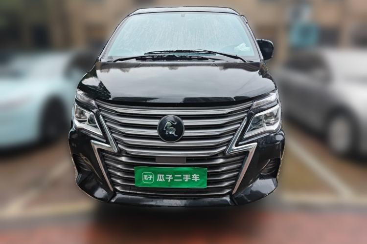 Used FORTHING Lingzhi 2025 M5 1.6L Long Wheelbase Base Model 7-Seater Front