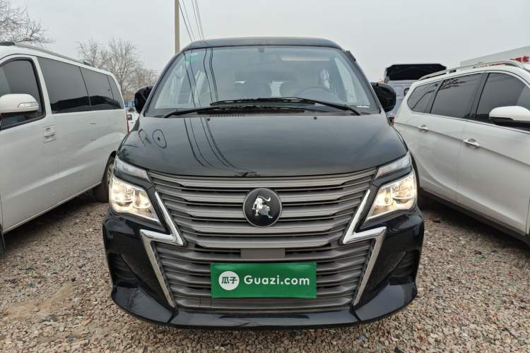 Used FORTHING Lingzhi 2025 M5 1.6L Long Wheelbase Base Model 7-Seater Front