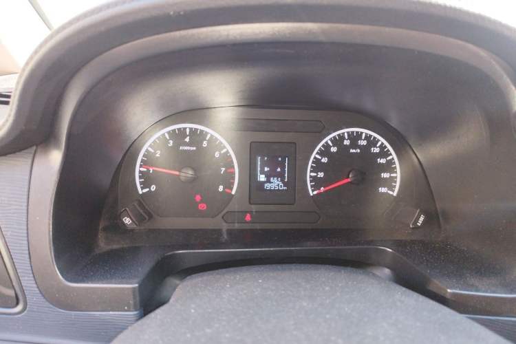 Used FORTHING Lingzhi 2025 M5 1.5T Long Wheelbase Base Model 7-Seater Instrument Cluster
