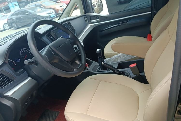 Used FORTHING Lingzhi 2025 M5 1.6L Long Wheelbase Base Model 7-Seater Left Front Seat