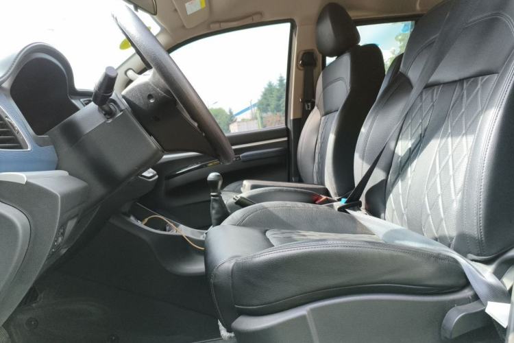Used FORTHING Lingzhi 2025 M5 1.6L Long Wheelbase Comfort Version 9-Seater Left Front Seat