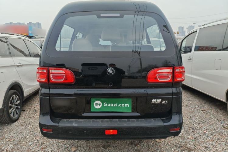 Used FORTHING Lingzhi 2025 M5 1.6L Long Wheelbase Base Model 7-Seater Rear
