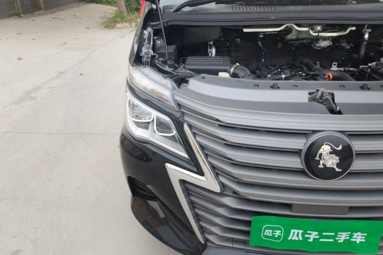 Used FORTHING Lingzhi 2025 M5 1.6L Long Wheelbase Base Model 7-Seater Right Front Headlight