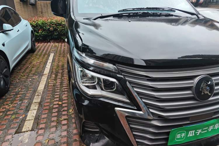 Used FORTHING Lingzhi 2025 M5 1.6L Long Wheelbase Base Model 7-Seater Right Front Headlight