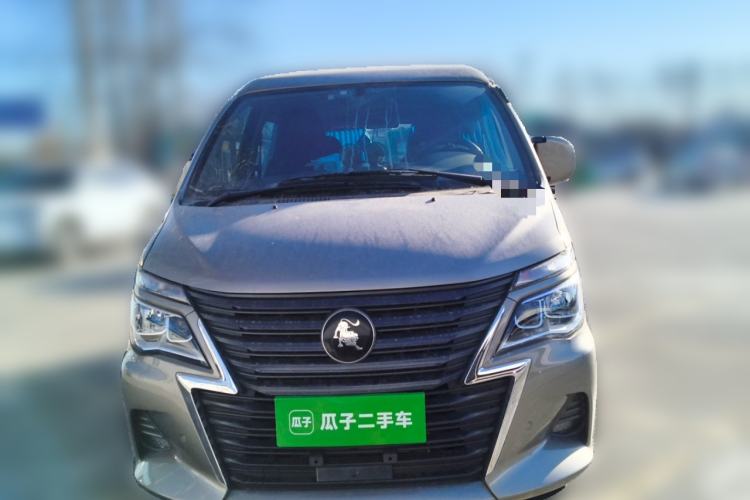 Used FORTHING Lingzhi 2025 M5 1.5T Long Wheelbase Luxury 7-Seater Front