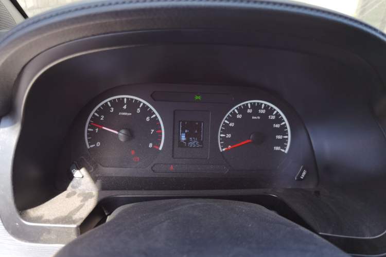 Used FORTHING Lingzhi 2025 M5 1.6L Long Wheelbase Base Model, 5 Seats Instrument Cluster