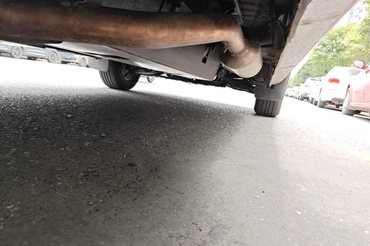 Used FORTHING Lingzhi 2025 M5 1.6L Standard Model 7-Seater CNG Chassis Rear Right