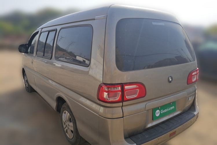 Used FORTHING Lingzhi 2025 M5 1.6L Long Wheelbase Base Model, 5 Seats Exterior 3