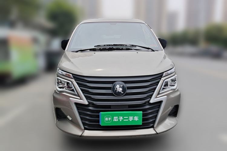 Used FORTHING Lingzhi 2025 M5 1.6L Standard Model 7-Seater CNG Front