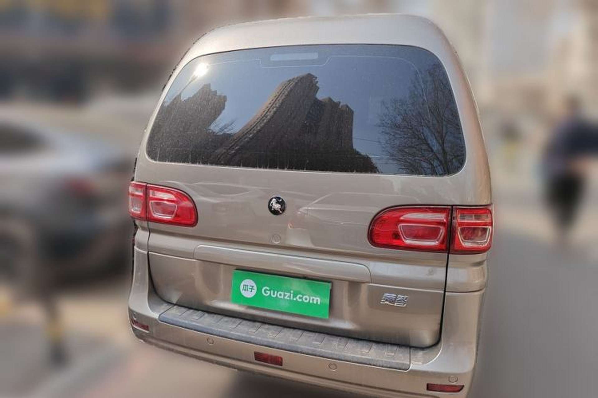 Used FORTHING Lingzhi 2025 M5 1.6L Short Wheelbase Practical 5-Seat Model Rear