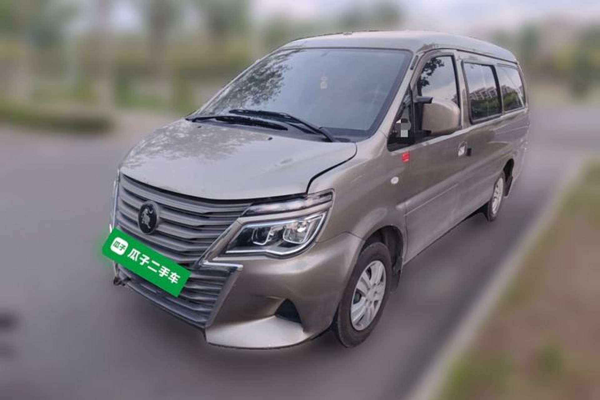 Used FORTHING Lingzhi 2025 M5 1.5T Long Wheelbase Base Model 7-Seater Front Left 45 Deg