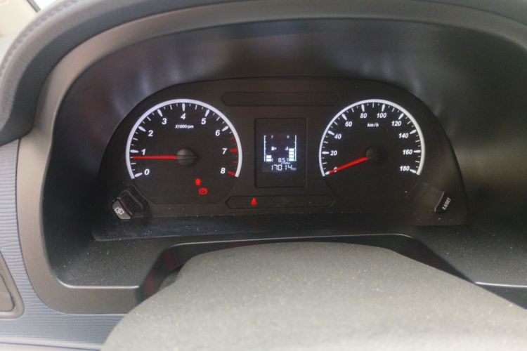 Used FORTHING Lingzhi 2025 M5 1.6L Long Wheelbase Base Model 7-Seater Instrument Cluster