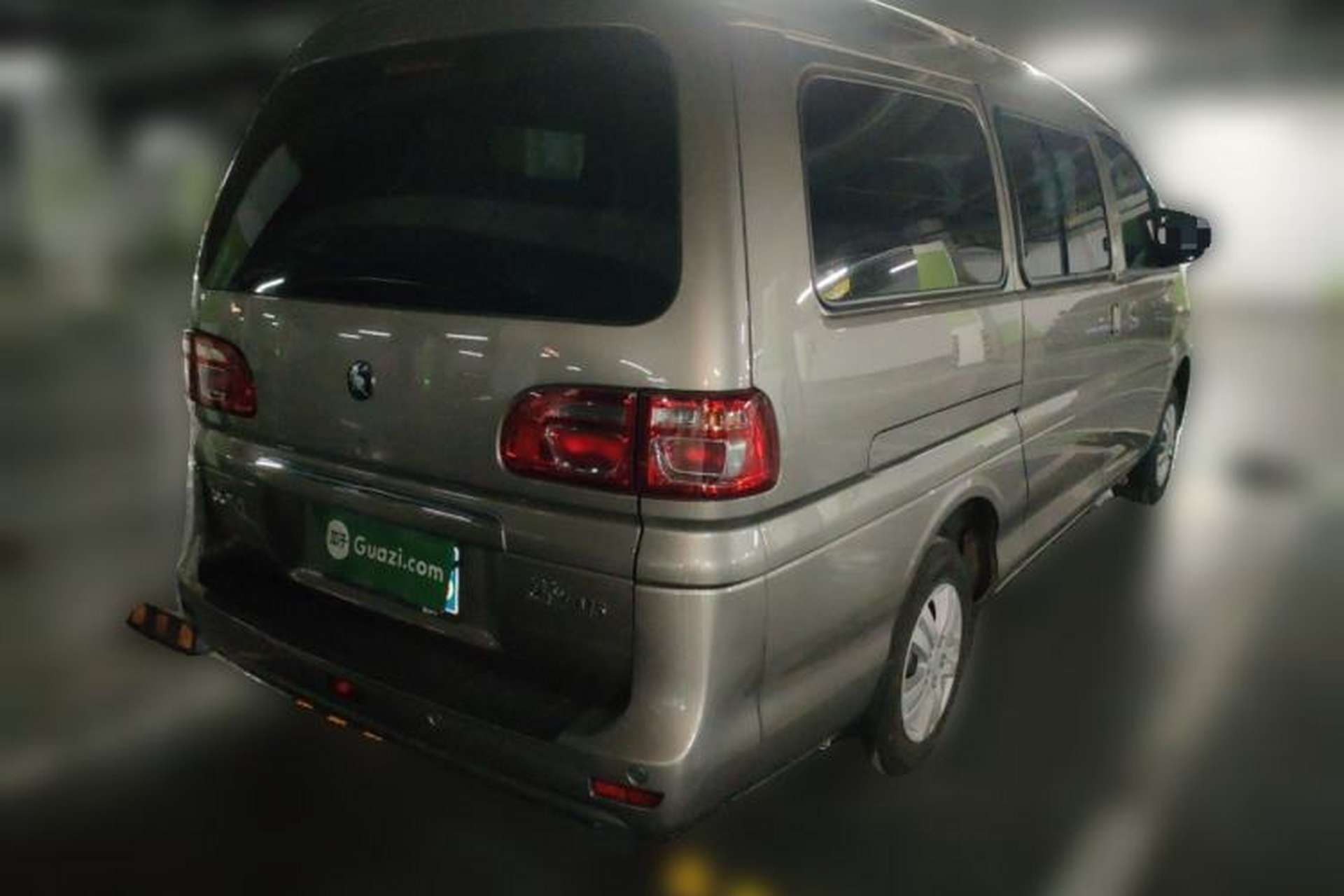 Used FORTHING Lingzhi 2025 M5 1.5T Long Wheelbase Comfort Version 7-Seater Rear Right 45 Deg