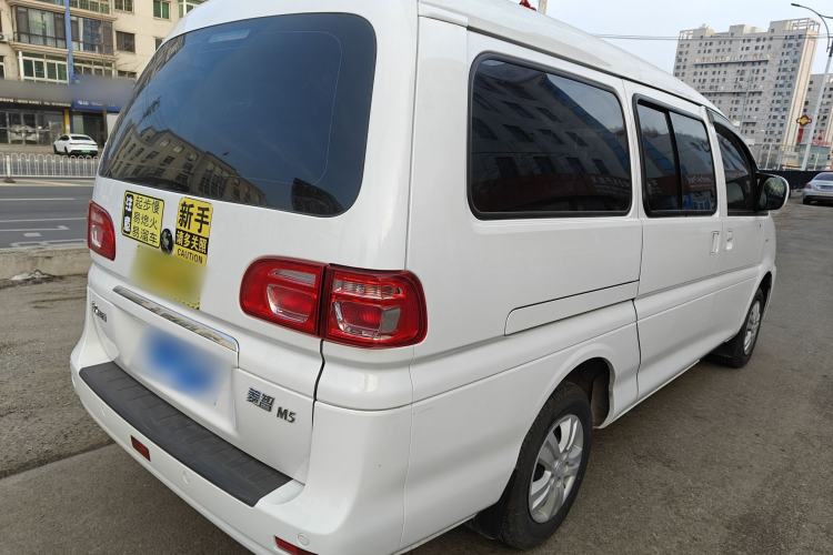 Used FORTHING Lingzhi 2025 M5 1.5T Long Wheelbase Base Model 7-Seater Exterior 5