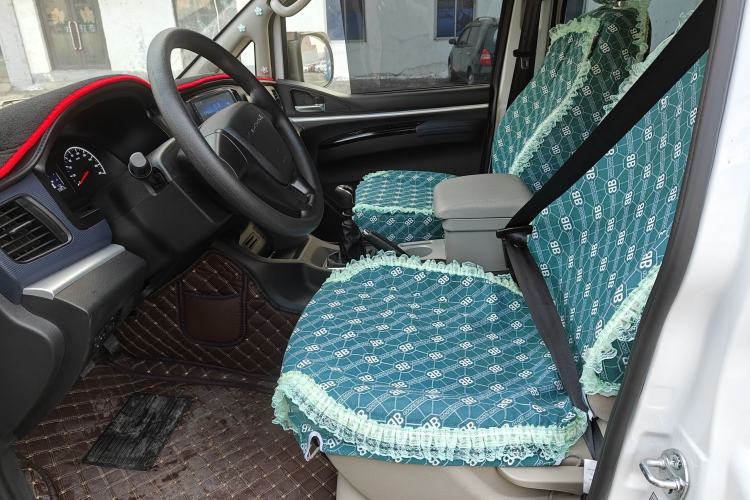 Used FORTHING Lingzhi 2025 M5 1.5T Long Wheelbase Base Model 7-Seater Interior 2