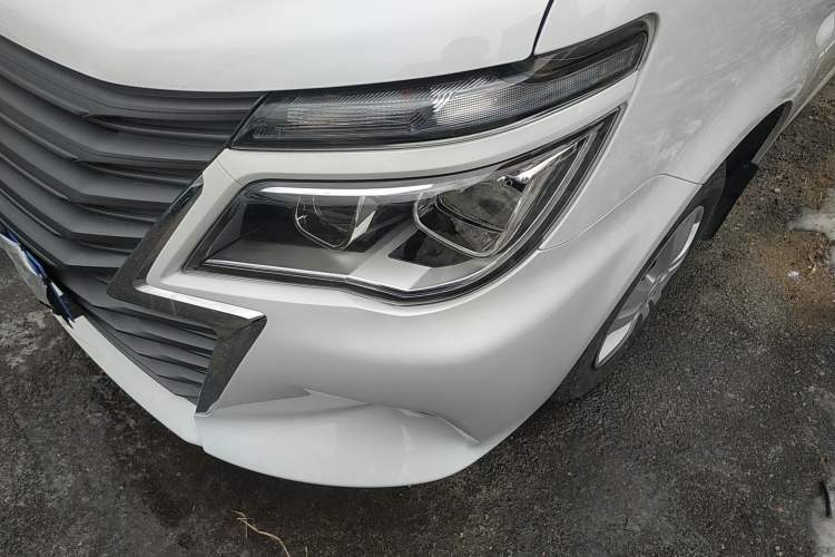 Used FORTHING Lingzhi 2025 M5 1.5T Long Wheelbase Base Model 7-Seater Left Front Headlight