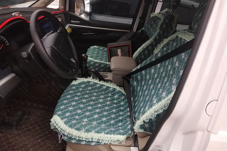 Used FORTHING Lingzhi 2025 M5 1.5T Long Wheelbase Base Model 7-Seater Left Front Seat