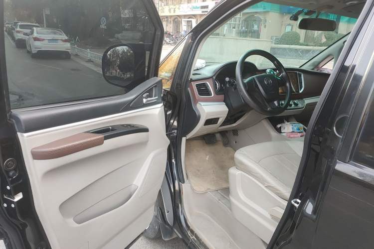 Used FORTHING Lingzhi M5 2018 Comfort Model Driver Seat