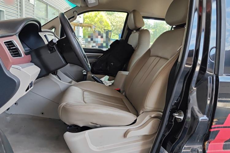Used FORTHING Lingzhi M5 2018 Comfort Model Left Front Seat