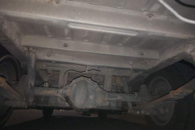 Used FORTHING Lingzhi M5 2018 Comfort Model Chassis Rear