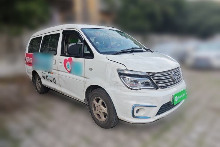Used FORTHING Lingzhi M5 2018 Comfort Model Front Right 45 Deg