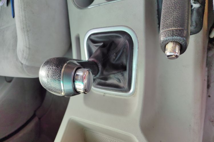 Used FORTHING Lingzhi M5 2018 Comfort Model Gear Lever