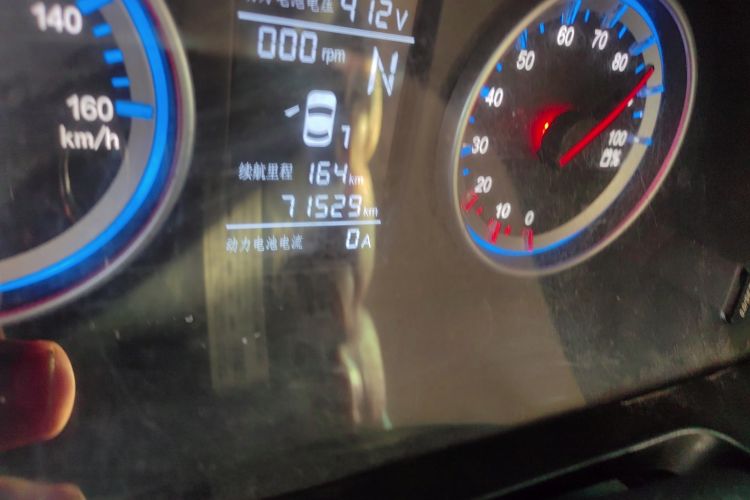 Used FORTHING Lingzhi M5 2018 Comfort Model Odometer Close Up
