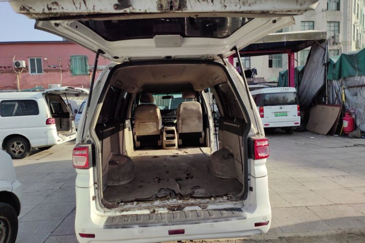 Used FORTHING Lingzhi M5 2018 Comfort Model Trunk