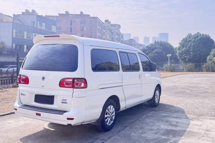 Used FORTHING Lingzhi M5 2019 Comfort Model 7 Seats Exterior 5