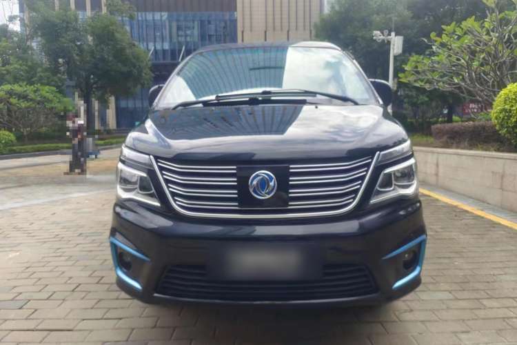 Used FORTHING Lingzhi M5 2020 Comfort Model 7 Seats Front