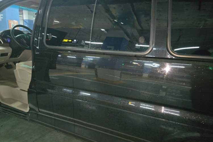 Used FORTHING Lingzhi M5 2020 Long-Range Version Comfort Model 7 Seats Left Rear Seat