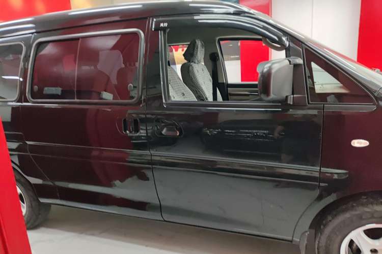 Used FORTHING Lingzhi M5 2020 Long-Range Version Comfort Model 7 Seats Right Side