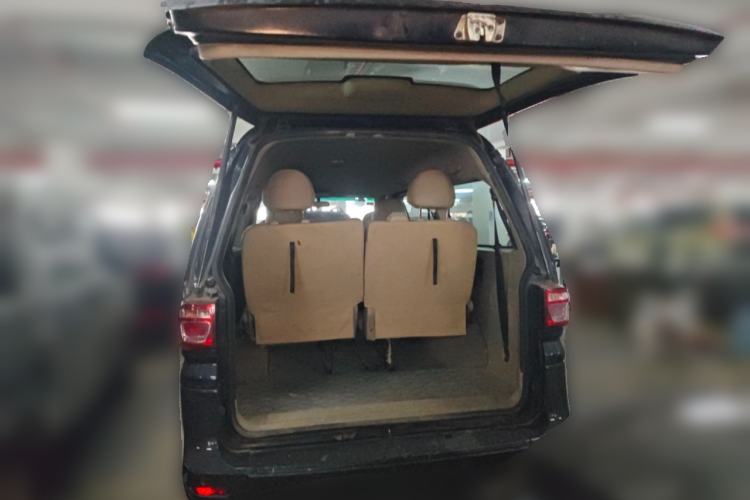 Used FORTHING Lingzhi M5 2020 Long-Range Luxury 7-Seater Model Trunk