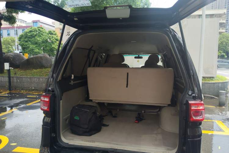 Used FORTHING Lingzhi M5 2020 Long-Range Version Comfort Model 7 Seats Trunk